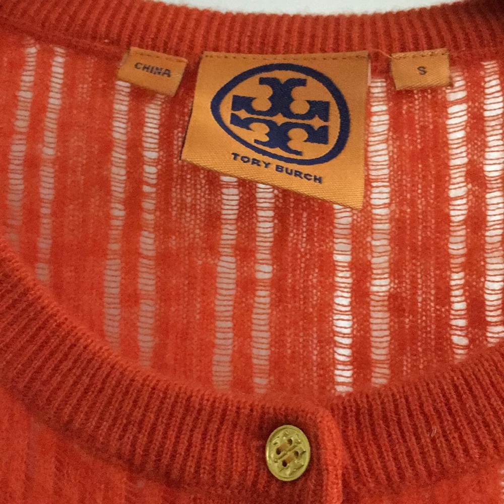 Cashmere Sweater. - Picture 2 of 5